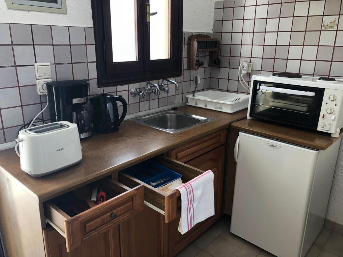 Hotel Apartment Agios Konstantinos Екстериор снимка
