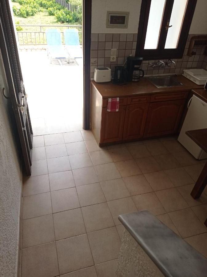 Hotel Apartment Agios Konstantinos Екстериор снимка